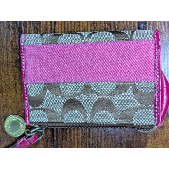 Authentic Coach Signature Pink Zip Coin Purse Keychain Multi-use Pink & Gold Y2K - Picture 1 of 11